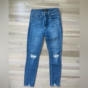 JUST BLACK DENIM JEANS